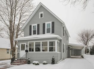 430 S 3rd St, Dundee, IL 60118