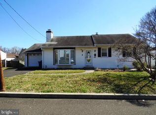 1649 Arnold Ave, Willow Grove, PA 19090