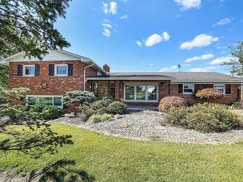 6677 Hoxey Dr, Worden, IL 62097 Zillow