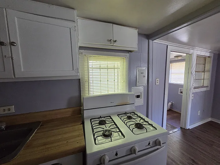 1320 Faxon Ave #2 — Photo 4