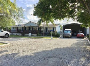 51 Carrie St, Port O Connor, TX 77982