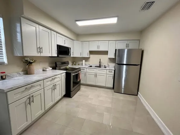 560 Model St, Daytona Beach, FL 32114