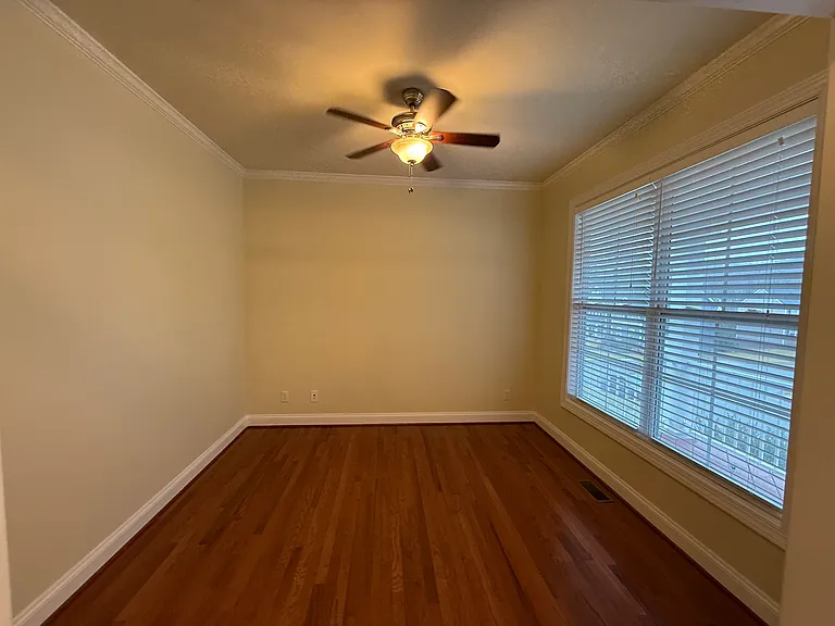 512 Paddle Creek Dr — Photo 12