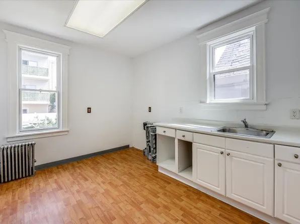 530 Liberty Avenue image 14 of 33