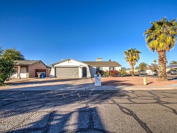 2nd image of 7944 W MARIPOSA Drive