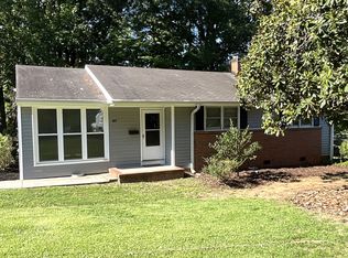 1413 Gracewood Dr, Greensboro, NC 27408