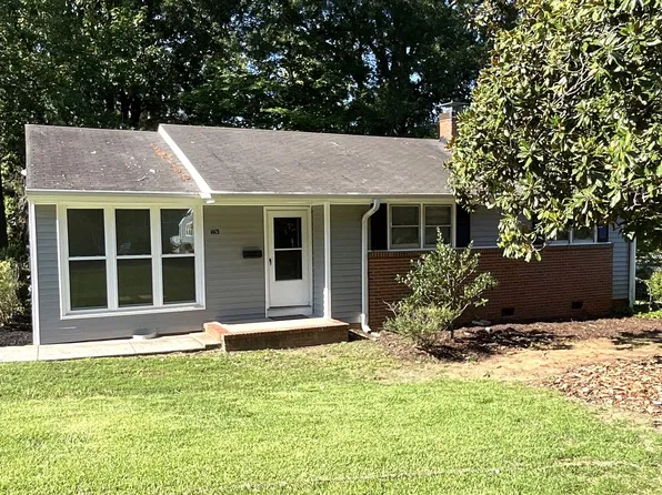 1413 Gracewood Dr, Greensboro, NC 27408