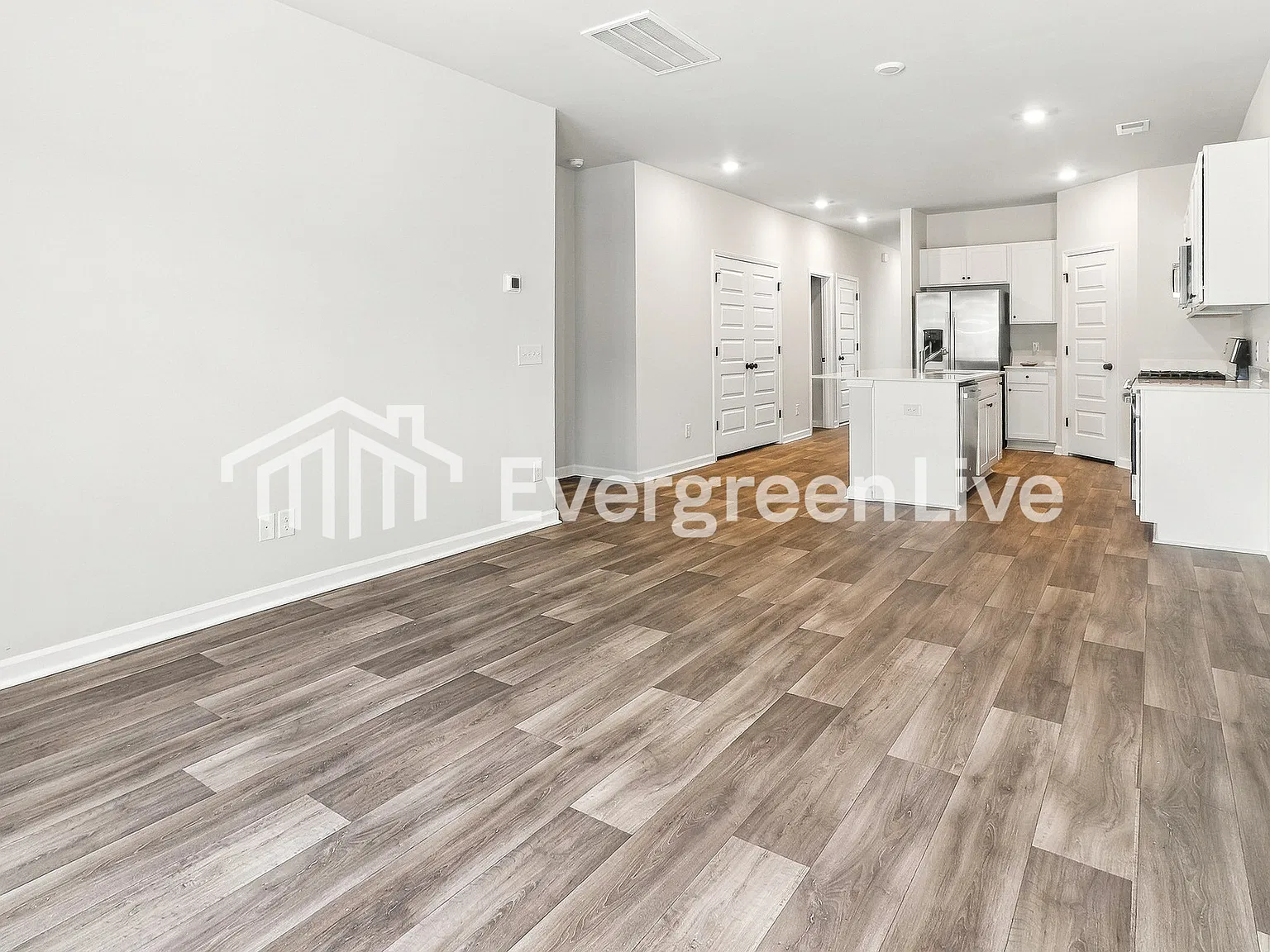 3 bed, 3.0 bath, 1437 sqft, $2,235 — Photo 4
