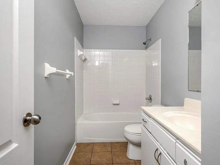 4597 Blainfield Ct — Photo 7