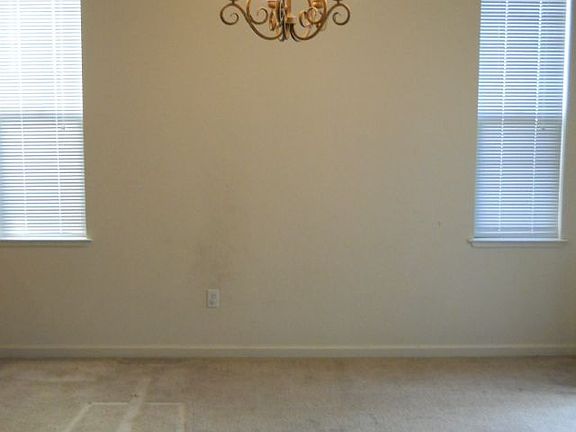 5th image of 1233 Laurel Park Cir
