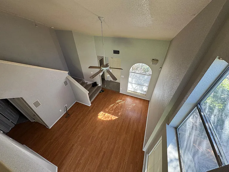 8901 Vigen Cir — Photo 16