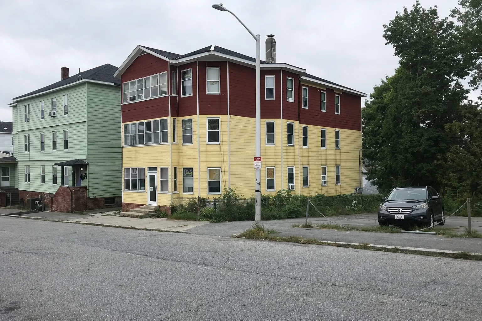 3 bed, 1484 sqft, $2,300 — Photo 1