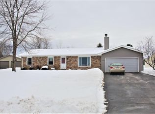 10025 Dunkelow Rd, Franksville, WI 53126