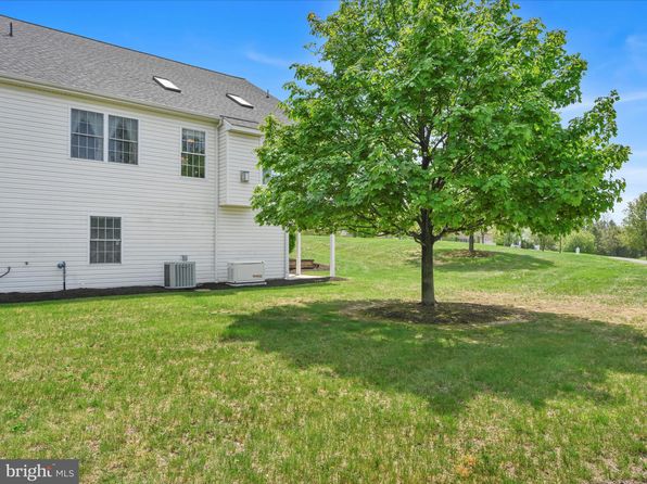 120 Brynfield Way, Harrisburg, PA 17112