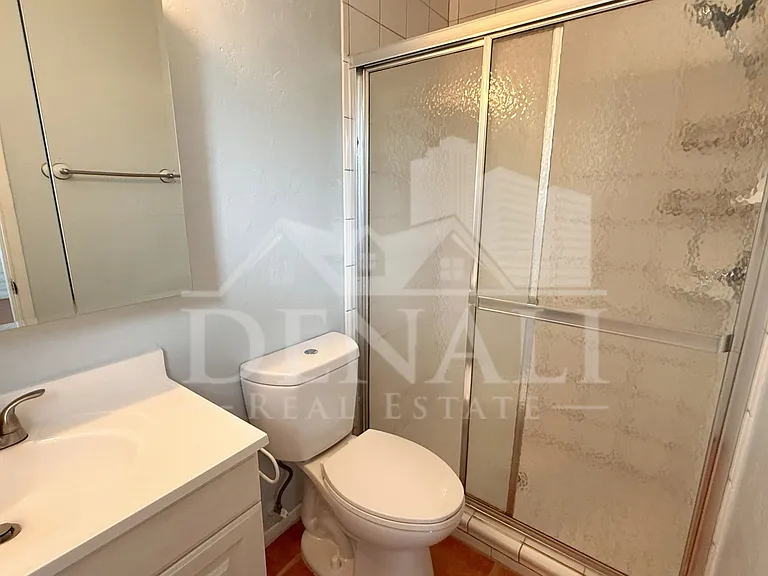 2812 W Calle Ocio — Photo 11