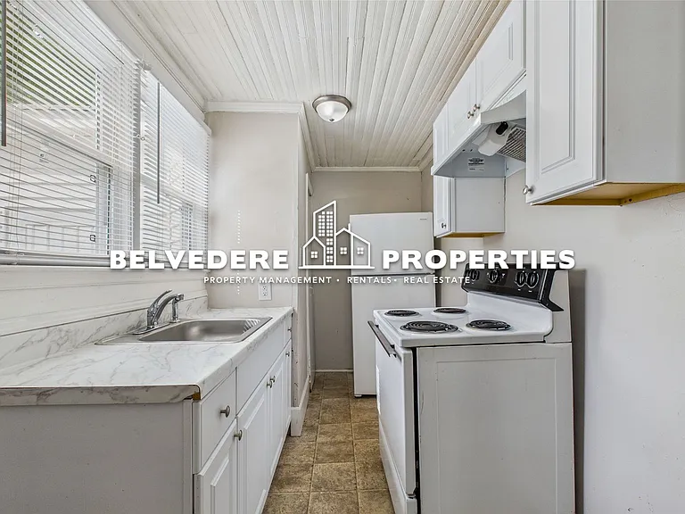 1118 Campbell St — Photo 5