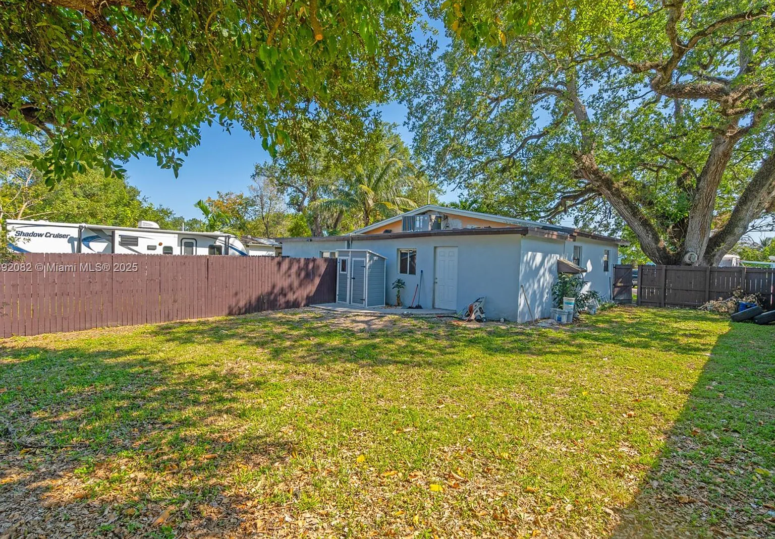 3 bed, 2.0 bath, 1258 sqft, $3,000 — Photo 1
