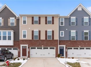 4042 N Steels Cir, Stow, OH 44224