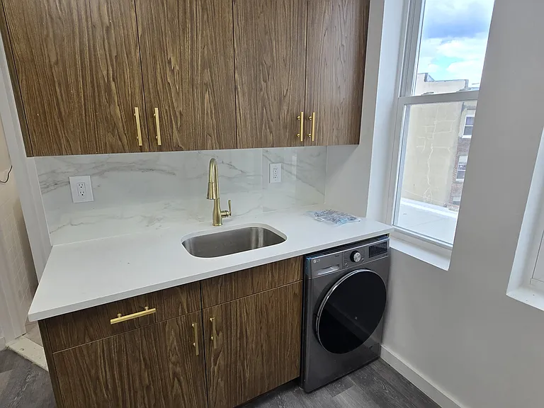 6006 Bergenline Ave #12B — Photo 2