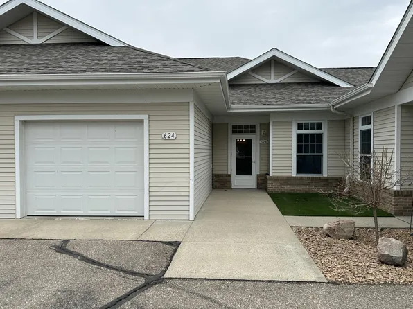 624 N Shore Dr, Detroit Lakes, MN 56501