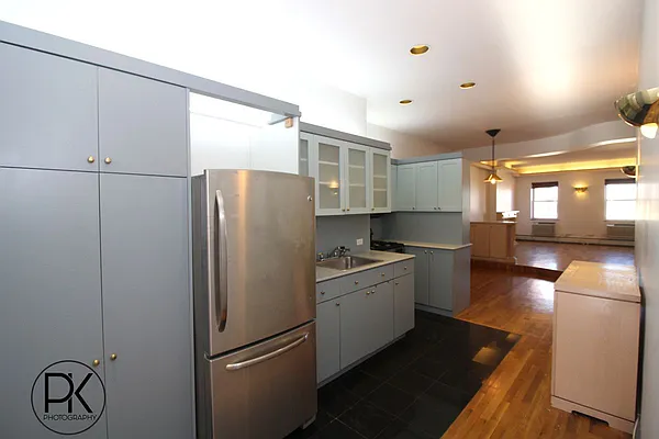 Rented by Proper Real Estate, LLC | media 7