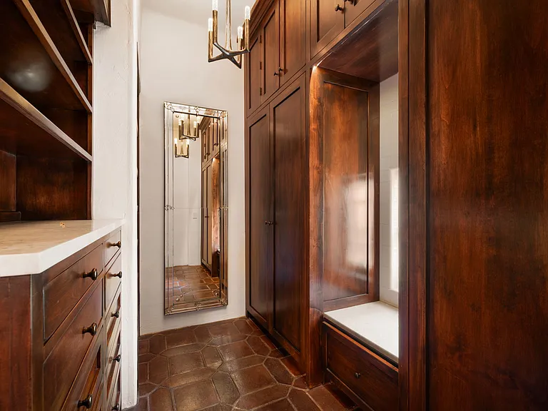 777 Ayala Ln — Photo 46