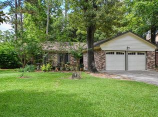 15 S High Oaks Cir, Spring, TX 77380