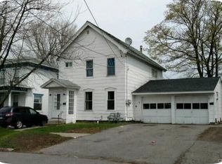 41 SW 9th St APT 1, Oswego, NY 13126