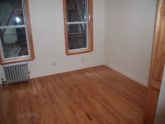 Rented by Kings Court Real Estate | media 10