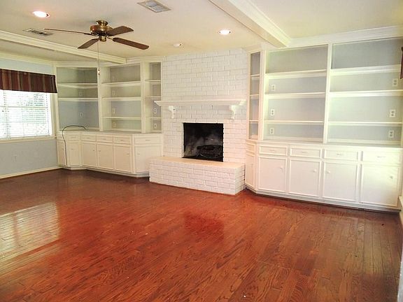2nd image of 504 River Plantation Dr