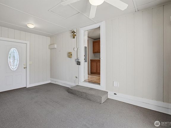 3rd image of 24324 9th Avenue W
