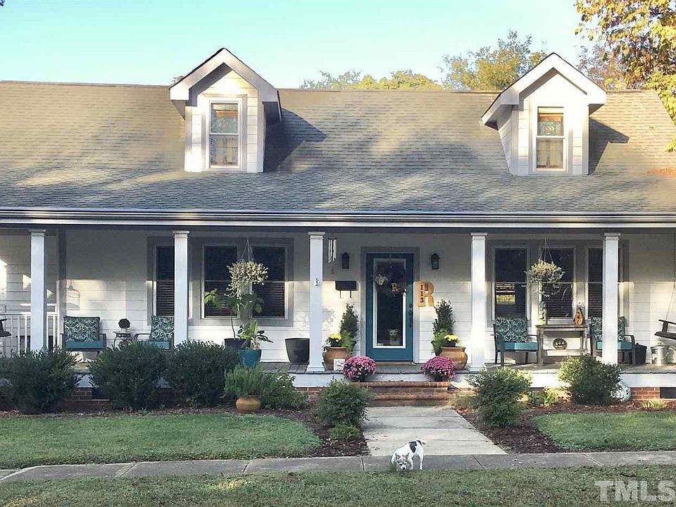 1st image of 113 N Hassell St