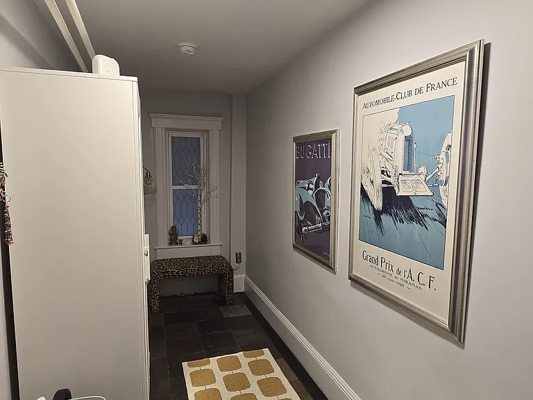 27 Russell Ave #1 — Photo 9