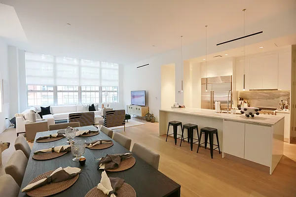 Rented by Hudson 3 Inc | media 37