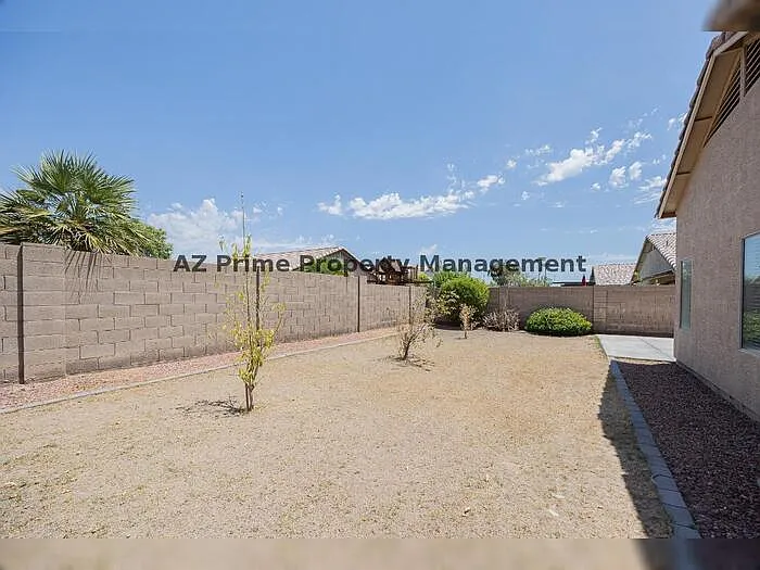 13344 W Desert Ln — Photo 28