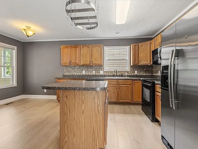 10629 Lone Star Way — Photo 4
