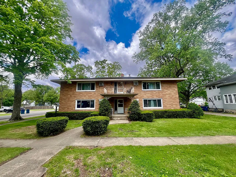 Spacious 2 Bedroom 1 Bathroom!