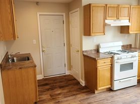 98 Grant St, Passaic, NJ