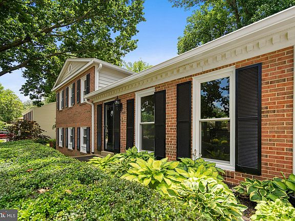 4th image of 7209 Idylwood Ct
