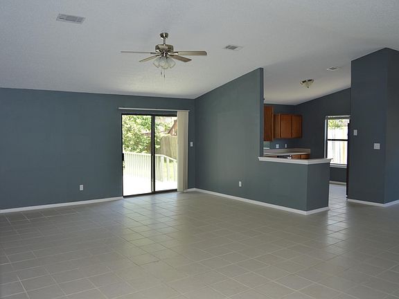 5th image of 7649 Northpointe Dr