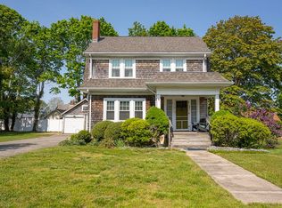35 Newton St, Barnstable, MA 02630