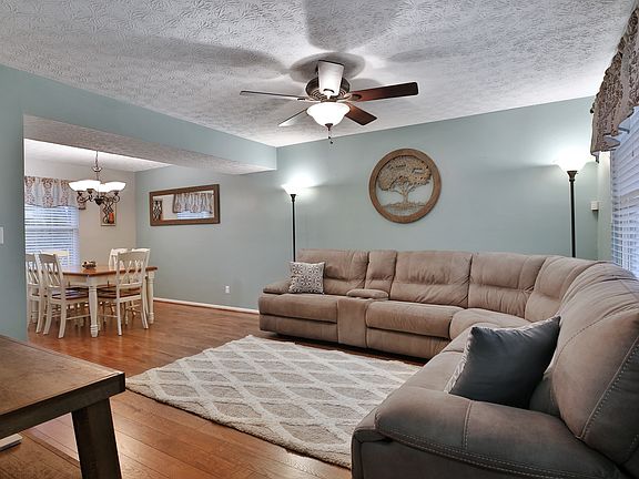 5th image of 8107 Moliana Ct