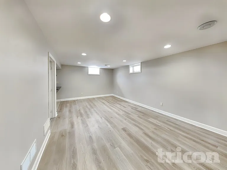 4010 Monroe St NE — Photo 18