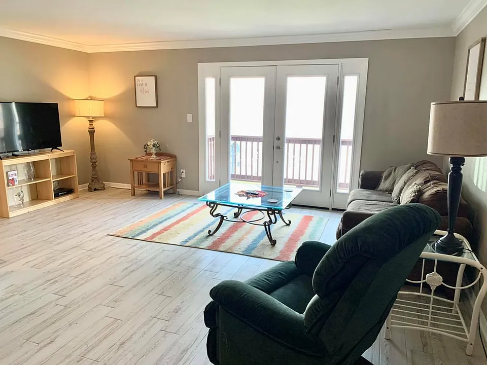 Renaissance Apartments at Capital Circle