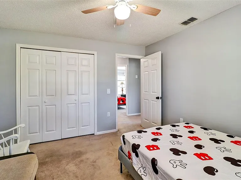 4318 Woodtree Ln — Photo 36