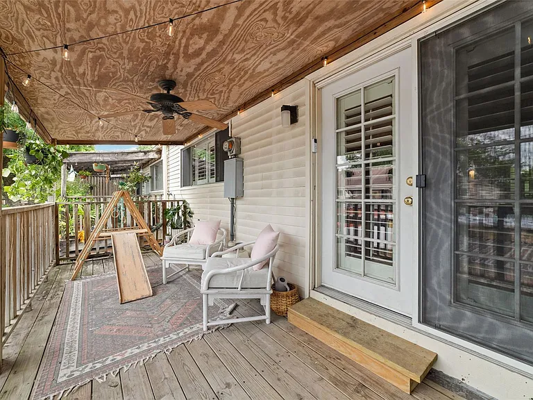 869 Wax Myrtle Ln #A — Photo 23