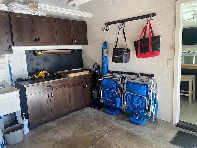 250 Avenida Monterey — Photo 21