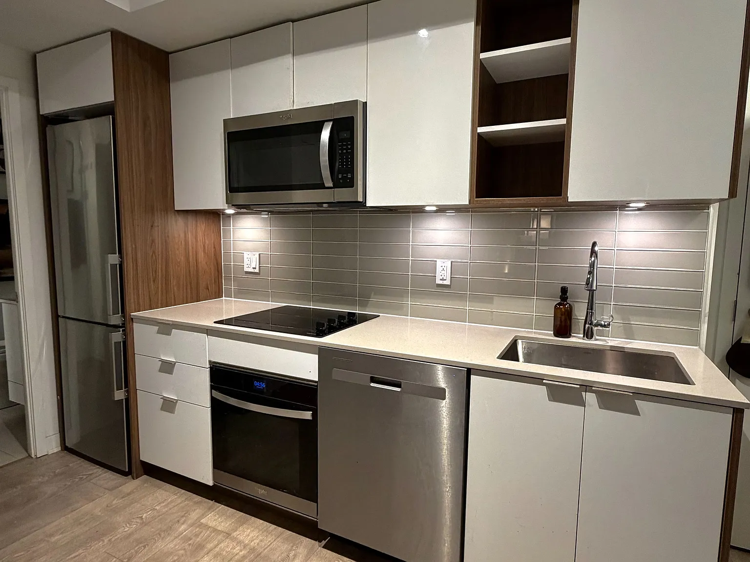 1 bed, $2,300 — Photo 1