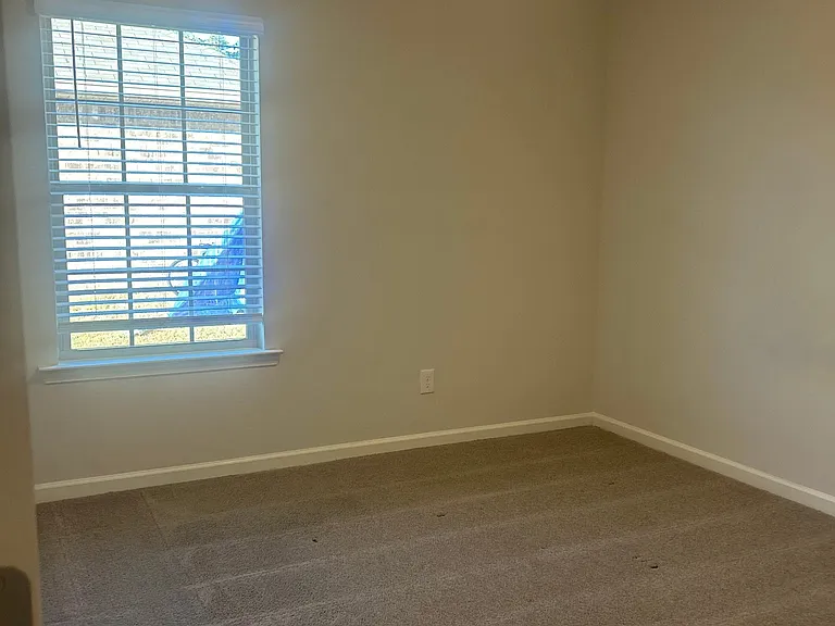 745 Park Ln — Photo 38