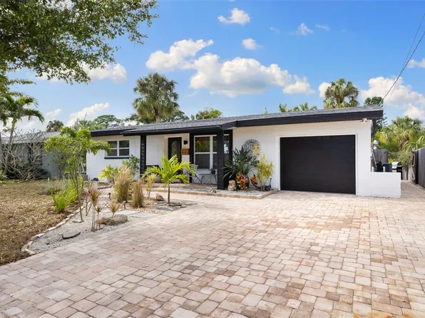 4510 Huntington St NE, Saint Petersburg, FL 33703